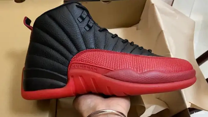 Cheap Flu (2016) 002 Jordan 12 130690 Game Retro 0527